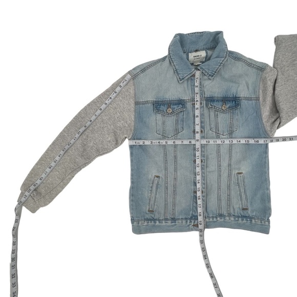 Forever 21 Fleece Sleeves Denim Jean Jacket Size Small Women’s - Picture 7 of 8